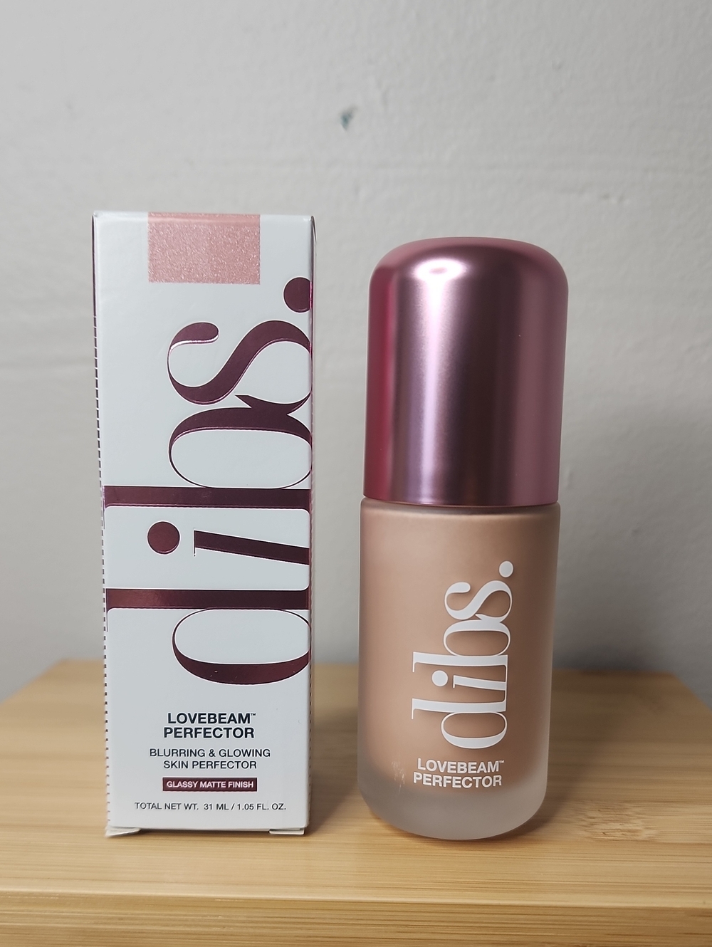 ojis Lovebeam Perfector Liquid Foundation — Pink Cap, Soft Beige